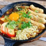 ［スキレット］寿がきやの八丁味噌の味噌煮込みうどん