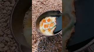 【キャンプ飯】チーズおつまみピザ風アレンジ🍕#shorts