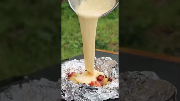 にんにく×にんにく×チーズ=悪魔的！#shorts #キャンプ #camp #キャンプ部 #キャンプ飯 #ソトレシピ #ソロキャンプ #簡単レシピ #レシピ #チーズすっきゃねん #ガリオニ