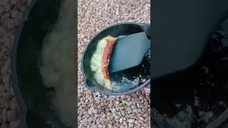 【キャンプ飯】チーズおつまみ×ネギが酒飲みには最高すぎた…#shorts