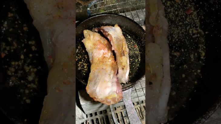 【キャンプ飯】焼くだけ簡単な牛すじのつまみ【200円以下】 #shorts