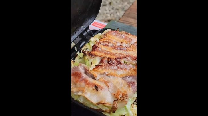 【キャンプ飯】とん平焼き #shorts #キャンプ飯 #居酒屋 #ソロキャンプ