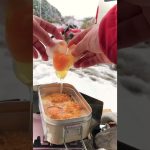 たまごチキンラーメン🍜egg chicken Rahmen  #簡単 #キャンプ飯 #camping #bikelife #雪遊び