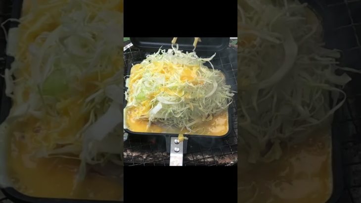 【キャンプ飯】かんたんとん平焼き【ホットサンドメーカー】　#shorts