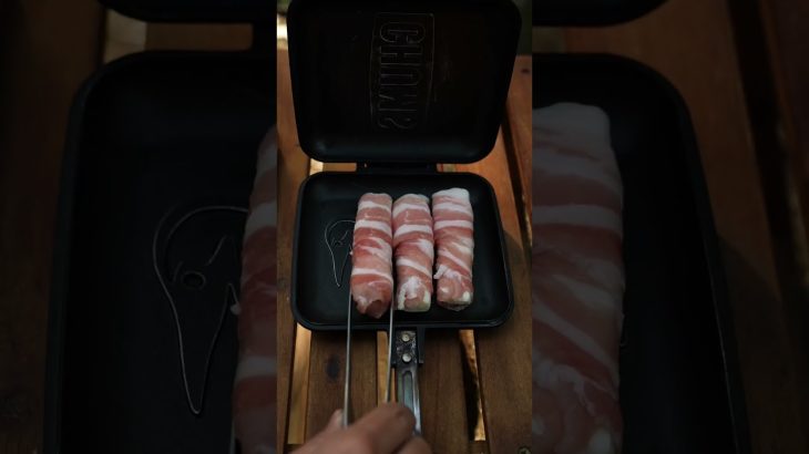 【キャンプ飯】豚バラさけるチーズ巻き #shorts