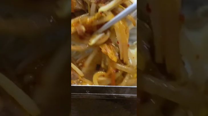 【キャンプ飯】マルタイラーメンアレンジしてみた！結果、普通に食べるのが1番美味い、、、