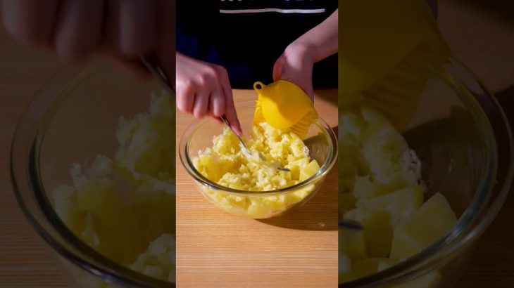 【キャンプにも♪】ビッグチーズいももち #shorts