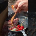 【森でキャンプ飯】菜の花のパスタ#ソロキャンプ #キャンプ飯#shorts