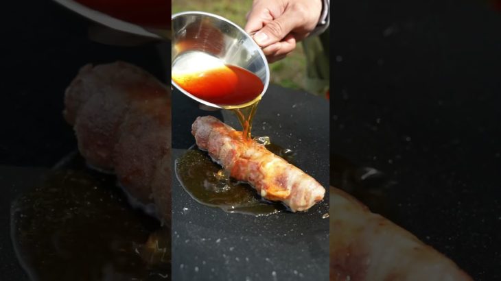 【キャンプ飯】ぐるぐるチーズ豚巻き #shorts