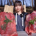 16キロの肉塊を巨大鉄板で焼いて爆食する独身アラサーデブ女【キャンプ飯】