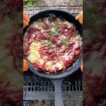 【キャンプ飯】焼くだけ簡単なコンビーフとチーズのつまみ【コンミート】 #shorts #short #簡単レシピ #酒のつまみ #キャンプ飯