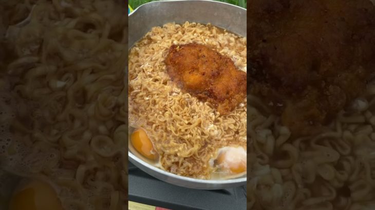 #チキンラーメン #ファミチキ #卵 #キャンプ飯 #福岡旅行