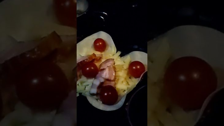 ベーコンチーズはさみ焼き　 #キャンプ #キャンプ飯#ベーコンチーズ#ホットサンドメーカー#おつまみ