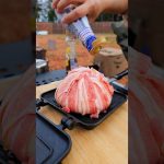 ホットサンドメーカーで肉まんを肉で巻いて肉巻き肉まん作ってみた！#ホットサンドメーカー #キャンプ飯 #キャンプ