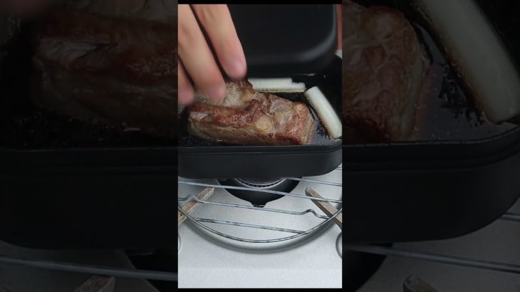 【超簡単キャンプ飯】メスティンで作る煮豚#キャンプ #shorts #キャンプ#キャンプ飯#簡単レシピ