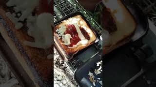 ホットチーズチキンサンド