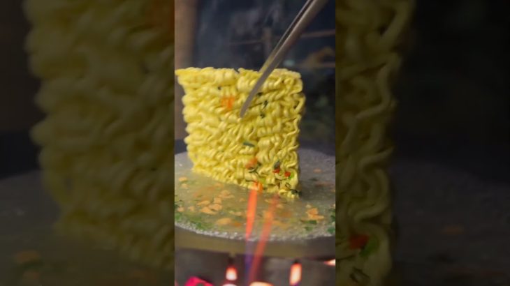 外で味わうビビン麺Ⅱ⛺キャンプに最適🍜 #インスタントラーメン  #paldo #うま辛 #料理  #noodles