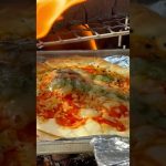 焚き火台でピザ🍕を焼く#キャンプ #キャンプレシピ#焚き火でピザを焼く