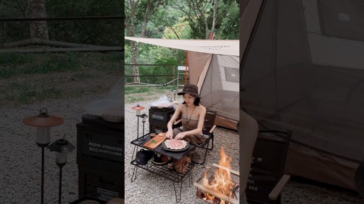 這道超好吃，把它命名為肉山蘑菇塔～影片裡有更多料理過程和露營內容來看看吧🥹 @deathless.cat @trueme_jing ✉️合作請來信 ► deathless.jing@gmail.com