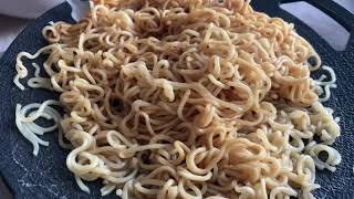 1人キャンプ料理　焼そば　ラーメン