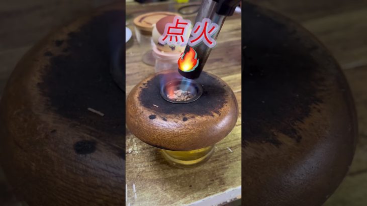 チーズケーキとスモーキーウイスキーでリベンジ🐒 #おいしい #料理 #くりまんじゅう #燻製 #癒し #キャンプ飯 #おじさん #food #アウトドアグルメ #グルメ #お酒 #酒 #ウイスキー