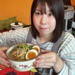 【ソロキャンプ】猫と庭キャンプでラーメン作って食べた！【キャンプ女子･昭和レトロ･pajamamoon】
