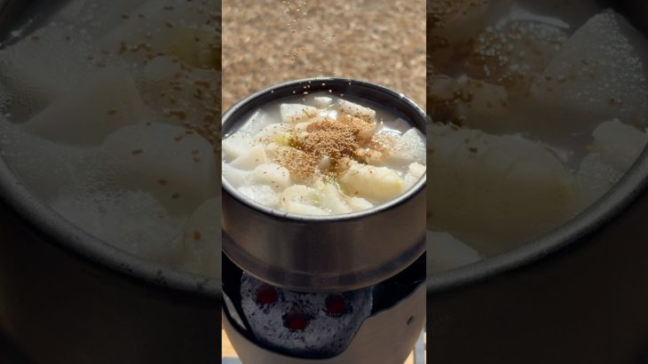 寒すぎる朝に作る七草粥／冬キャンプ #shorts  #冬キャンプ  #キャンプ #キャンプ女子 #キャンプ飯 #朝ご飯 #camping