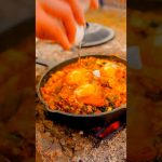 焚き火で作る野菜たっぷり胸肉カレー。外で食べるとやっぱり別物でした#キャンプ飯 #外ごはん #焚き火料理 #胸肉レシピ #カレー #チキンカレー #野菜たっぷり #アウトドア料理