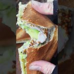 アボガド🥑にハムとチーズ、マスタード、マヨを加えてホットサンド　 #キャンプ飯 #野営飯 #ソロキャンプ